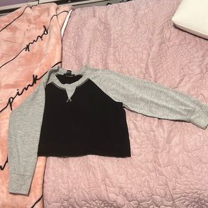 Cropped Henley shirt